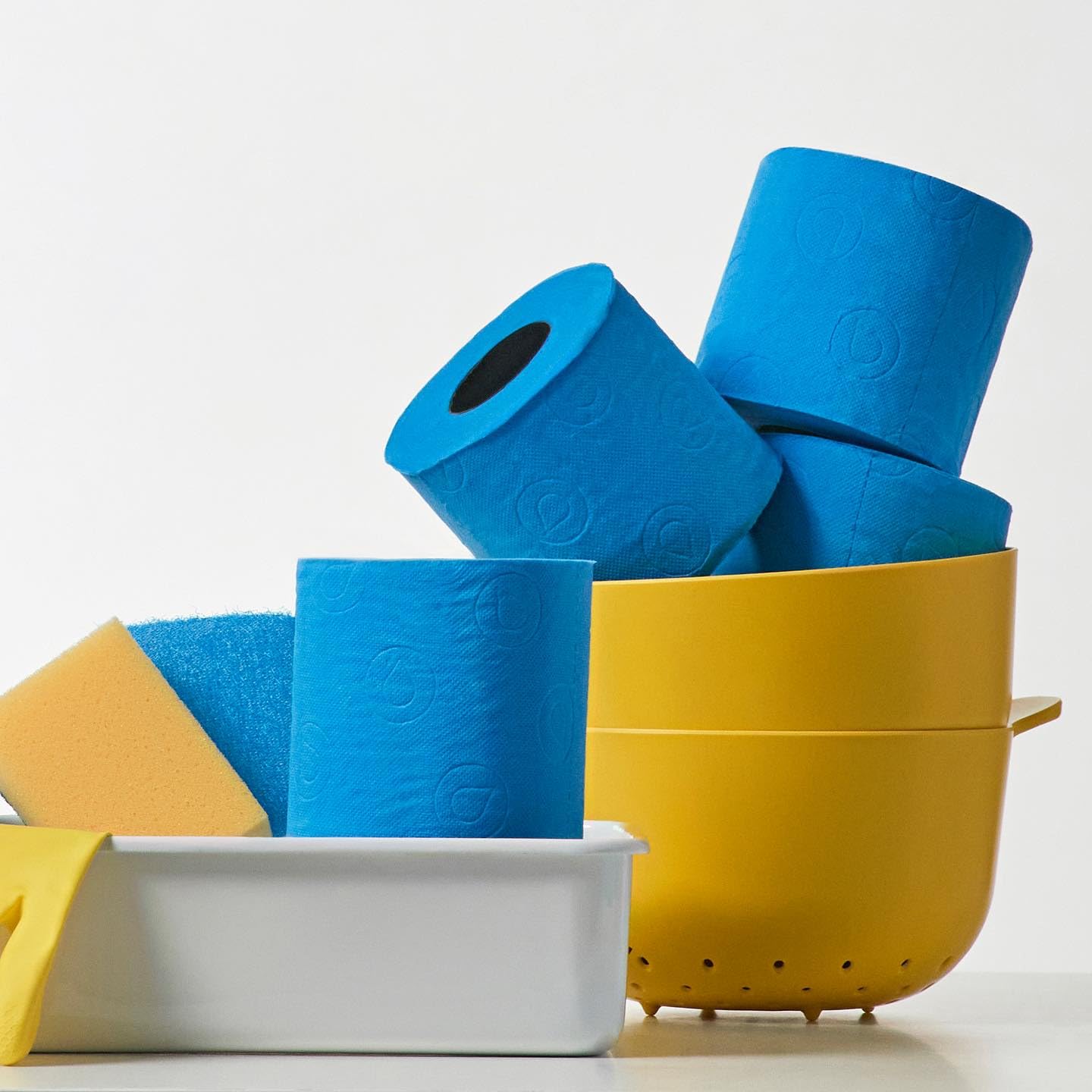 renova-blue-toilettenpapier-blau-3-lagig-6-rollen-mit-duft image 8